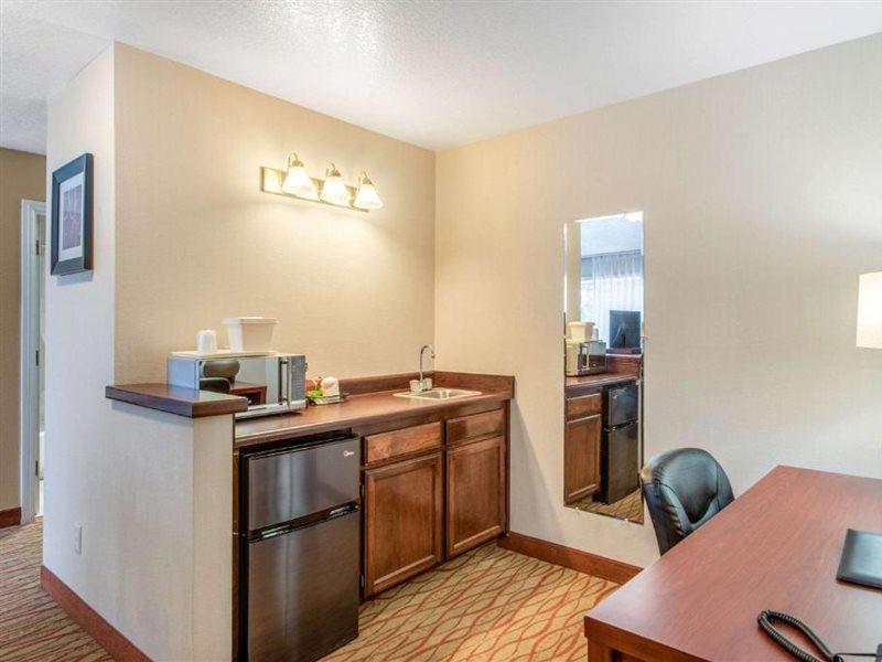 Comfort Inn Mount Shasta Area Weed Ngoại thất bức ảnh